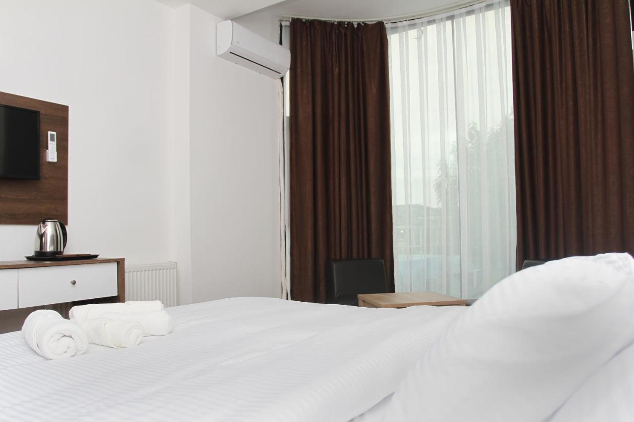 סקופיה Hotel Andalus מראה חיצוני תמונה