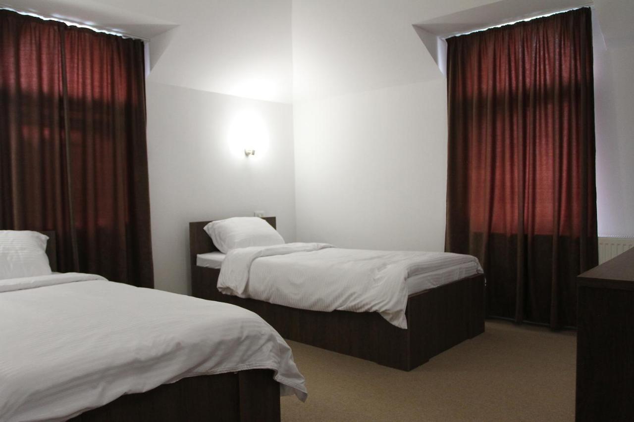 סקופיה Hotel Andalus מראה חיצוני תמונה
