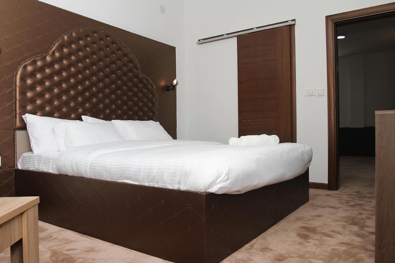 סקופיה Hotel Andalus מראה חיצוני תמונה