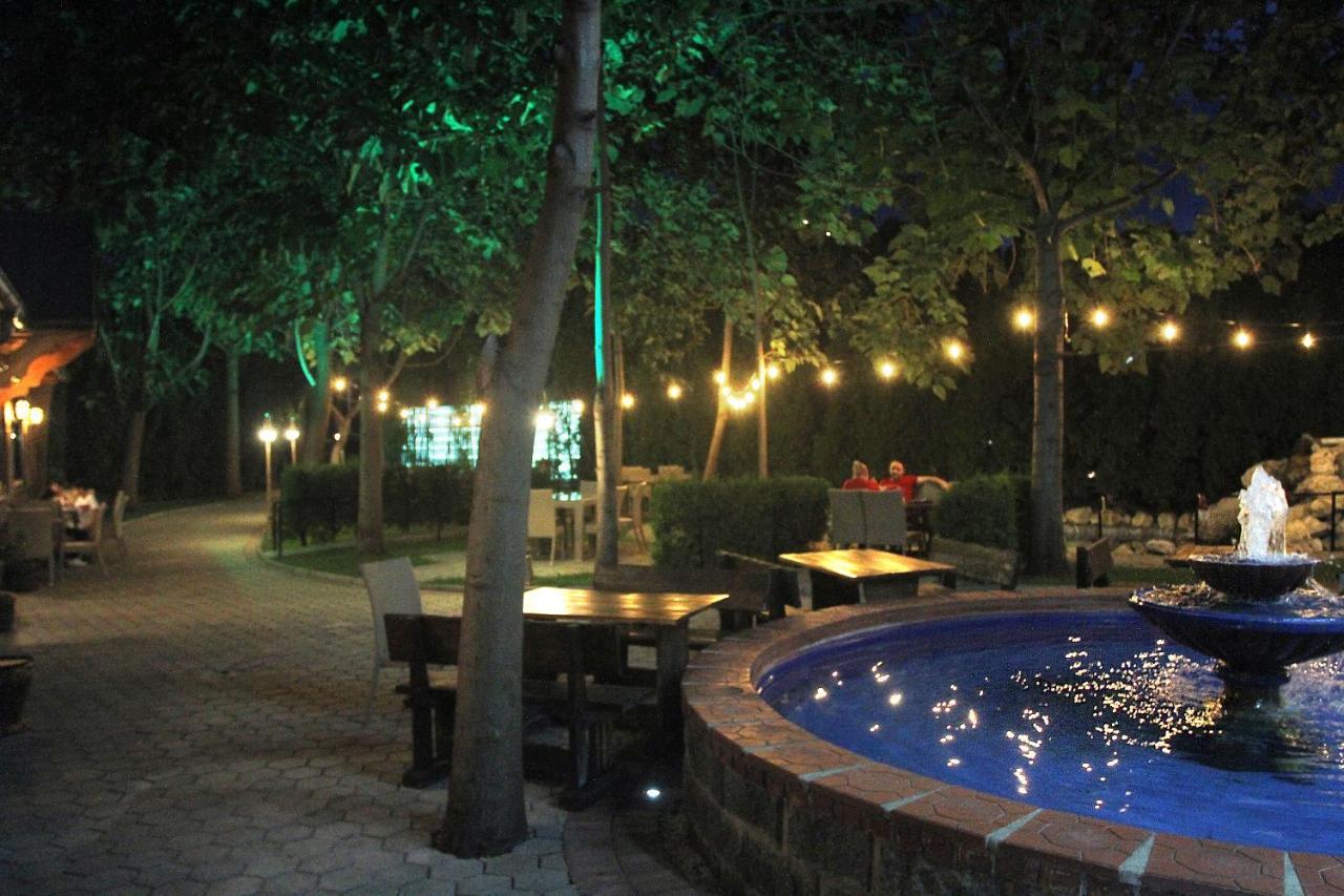 סקופיה Hotel Andalus מראה חיצוני תמונה