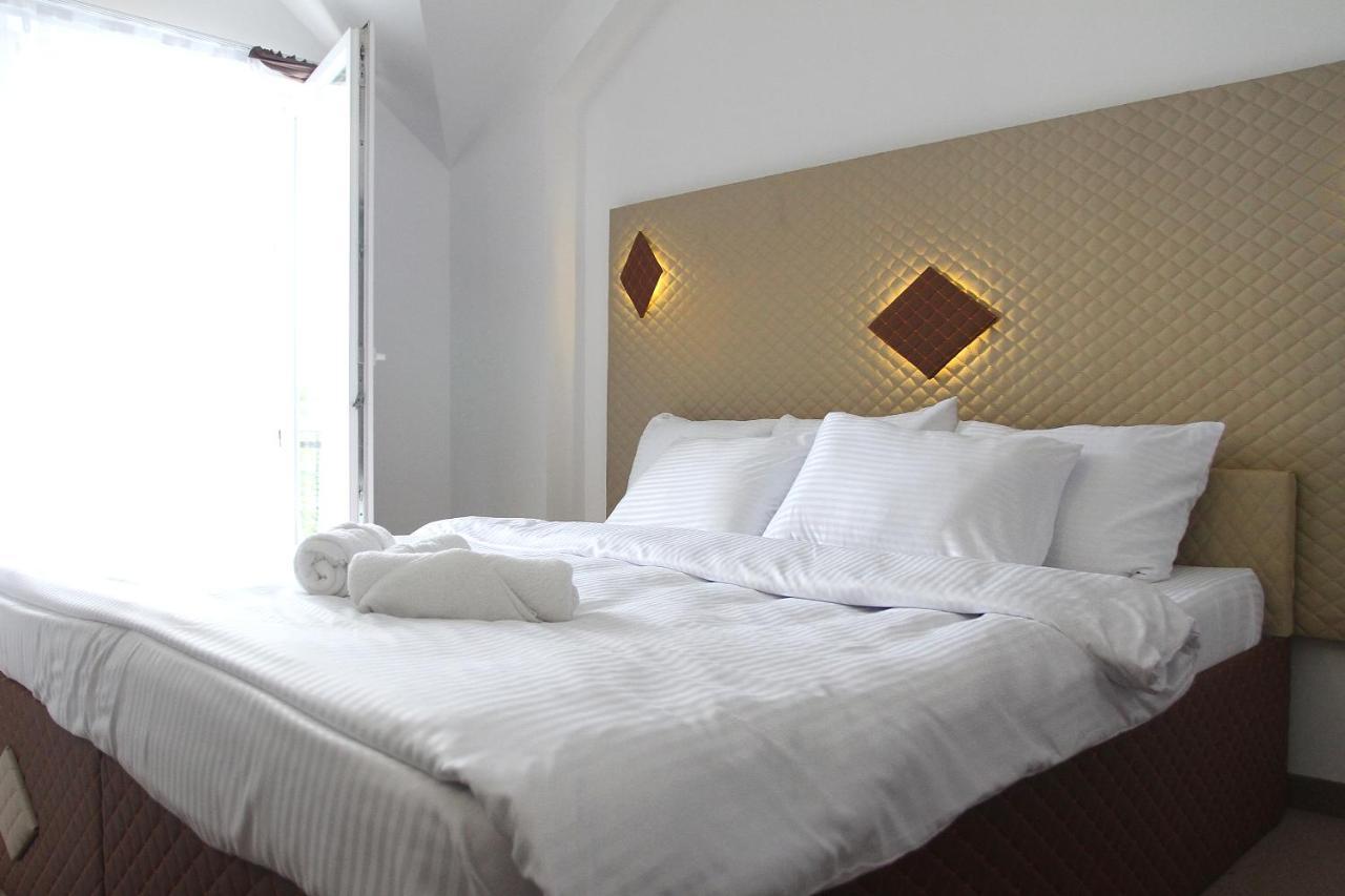 סקופיה Hotel Andalus מראה חיצוני תמונה