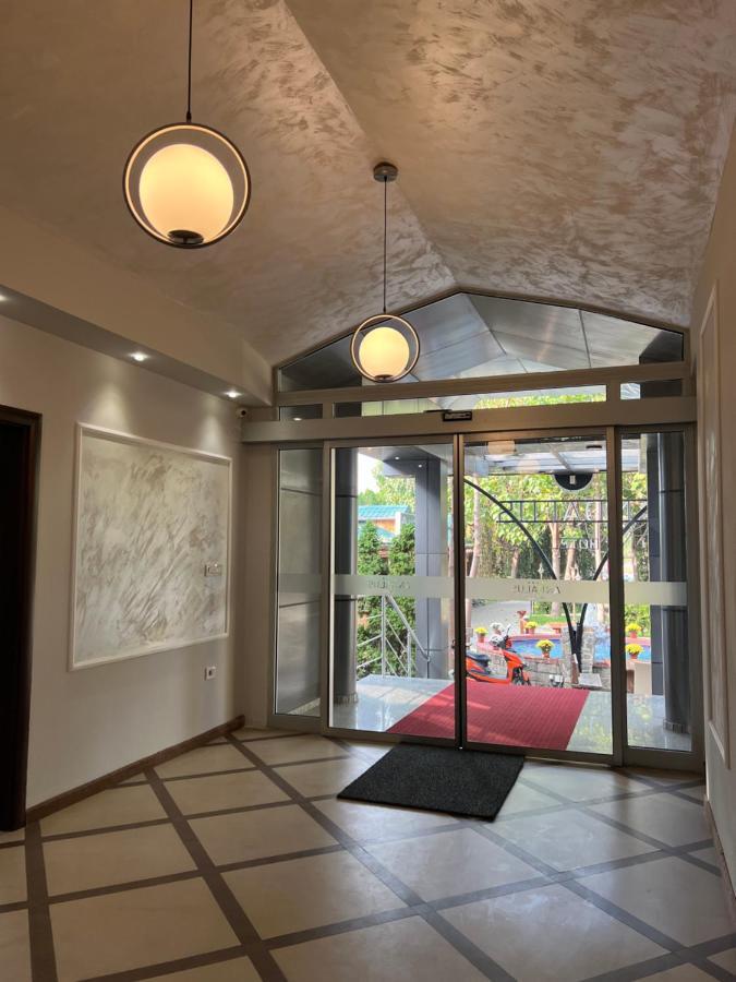 סקופיה Hotel Andalus מראה חיצוני תמונה